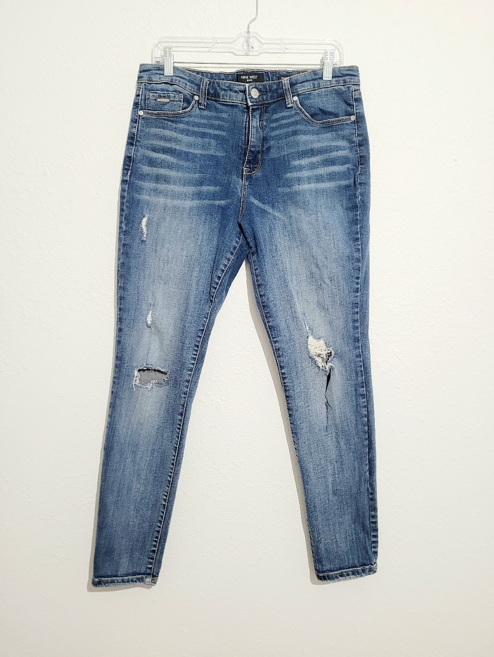 Nine West Gramercy Skinny Jeans Womens Size 12 Distressed Stretch Blue Denim - Picture 2 of 15